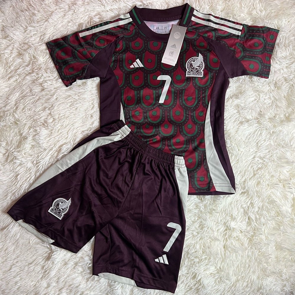 Kids/Youth Mexico World Cup Away Jersey Kit Mora #7 youthSize 22 (x-small) 5-6T